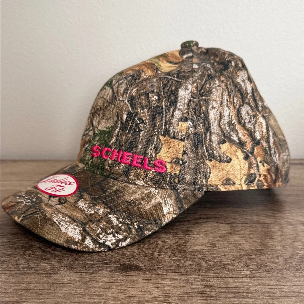 Camouflage Women’s Ball-cap